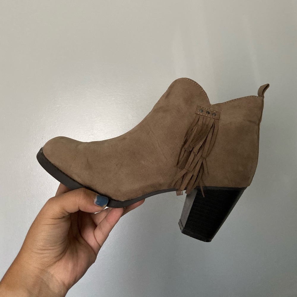 ❗️ NEW❗️ Brown Booties